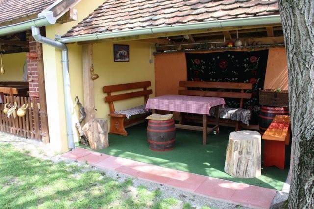Seoski Turiziam Larva Trenkovo Exterior photo