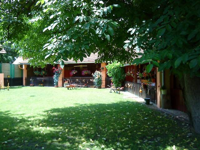 Seoski Turiziam Larva Trenkovo Exterior photo